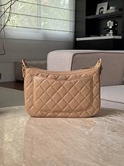 Colestore Chanel CC Quilted Caviar Shoulder Bag Beige Leather 29x21.5x9cm - 2