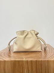Colestore Loewe Flamenco Clutch Mini Bag in Sand 23x18x9cm - 6