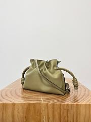 Colestore Loewe Flamenco Clutch Mini Bag in Dusty Olive 23x18x9cm - 6