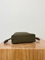 Colestore Loewe Flamenco Clutch Mini Bag in Khaki Green 23x18x9cm - 4