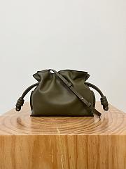 Colestore Loewe Flamenco Clutch Mini Bag in Khaki Green 23x18x9cm - 6