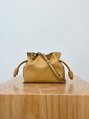 Colestore Loewe Flamenco Clutch Mini Bag in Honey 23x18x9cm - 4