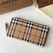 Colestore Burberry Wallet  - 1