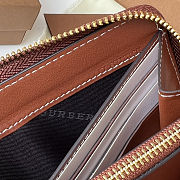 Colestore Burberry Wallet  - 2