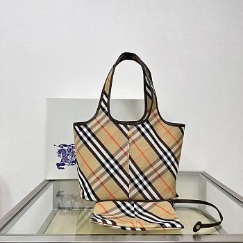 Colestore Burberry Embroidered Canvas Small Check Shopping Bag Beige Vintage 41× 14 × 26cm
