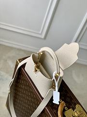 Colestore  Louis Vuitton Capucines Mini Cream 13.6 x 8 x 21cm - 2