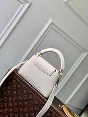 Colestore  Louis Vuitton Capucines Mini Cream 13.6 x 8 x 21cm - 5