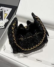 Colestore Chanel 25A Métiers d’Art Collection Tweed 25 Bag Small Hobo in Black 30x26x14cm - 4