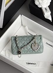 Colestore Classic Mini Bag with hook Lambskin & Gold-Tone Metal Light Green 8x12.5x5cm - 5