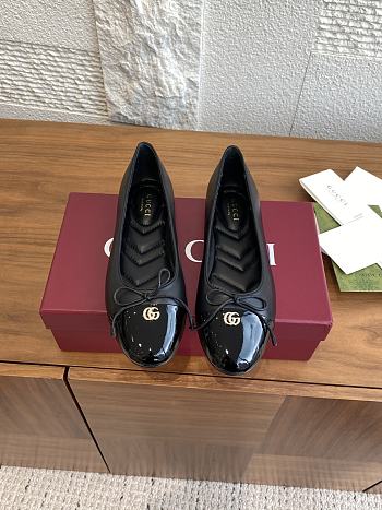 Colestore Gucci Women's Ballet Flat with Double G Rosso Ancora Black Leather