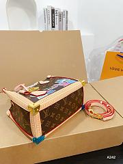 Colestore Louis Vuitton OnTheGo Monogram Labubu Brown 24x20x12cm  - 3