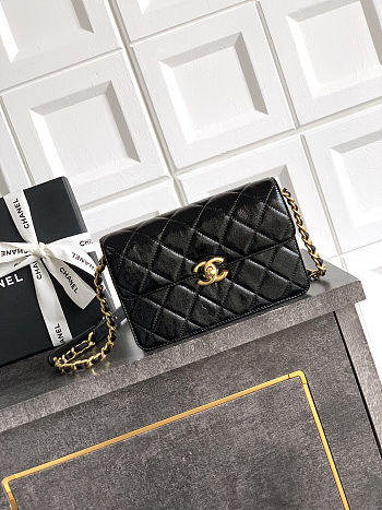 Colestore Chanel Small Flap Bag Patent Lambskin & Gold-Tone Metal Black 19.5x5x12cm