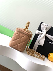 Colestore Chanel Small Top Handle Vanity Case Dark Beige Lambskin 17x9.5x8cm - 3