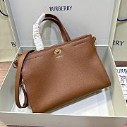 Colestore Burberry Small Cotswolds Tote in Hazel 30.5x 13 x 22.5cm - 5
