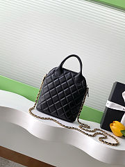 Colestore Chanel Clutch with Chain - Suede calfskin, shiny lambskin & gold-tone Beige 18x17x6cm - 2