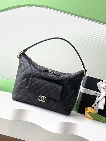 Colestore Chanel Maxi Hobo Leather Plain Black 22.5x28x13cm