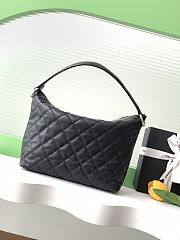 Colestore Chanel Maxi Hobo Leather Plain Black 22.5x28x13cm - 3