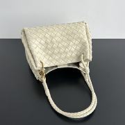 Colestore Bottega Veneta Medium Parachute in Sea Salt 29.5 x 18.5 x 17.5cm - 4