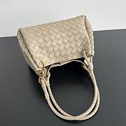 Colestore Bottega Veneta Medium Parachute in Ecru 29.5 x 18.5 x 17.5cm - 5