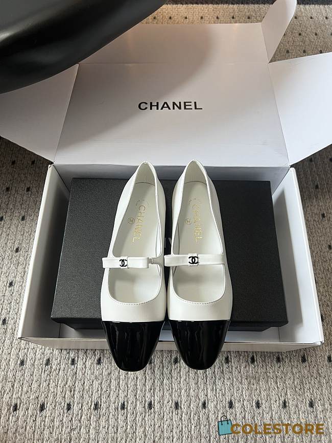 Colestore Chanel Mary Jane Bicolor Patent Cap-Toe Shoes White & Black - 1