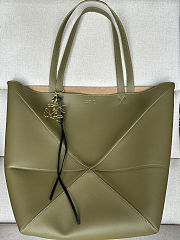 Colestore Loewe Puzzle Fold Tote Shiny Calfskin 'Dark Green' 42x41x18cm - 1