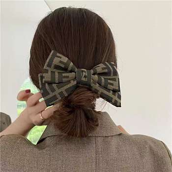 Colestore Fendi Bow Barrette