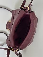 Colestore Fendi Mamma Baguette Medium Leather Burgundy 16x13x10cm - 4