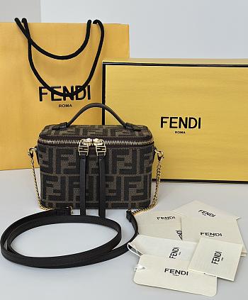 Colestore Fendi Vanity Mini Bag in Brown 16x8x11cm