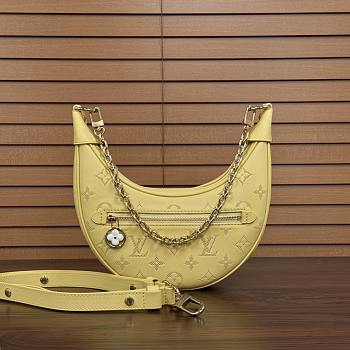 Colestore Louis Vuitton Loop Yellow 24x22x6cm