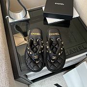 Colestore Chanel Coco Beach Quilted Leather Thong Sandals Black - 1