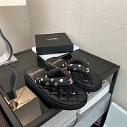 Colestore Chanel Coco Beach Quilted Leather Thong Sandals Black - 4