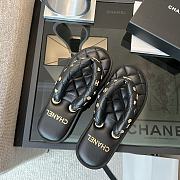 Colestore Chanel Coco Beach Quilted Leather Thong Sandals Black - 2