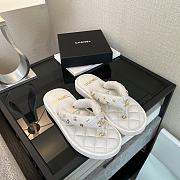Colestore Chanel Coco Beach Quilted Leather Thong Sandals White - 5