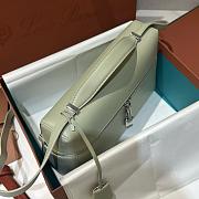 Colestore Loro Piana Extra Bag L27 Smooth Calfskin Light Wasabi 27x10x16cm - 3