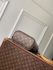 Colestore Louis Vuitton Neverfull Bandoulière Inside Out BB Misty Lilac 26.5 x 16.5 x 11cm - 3
