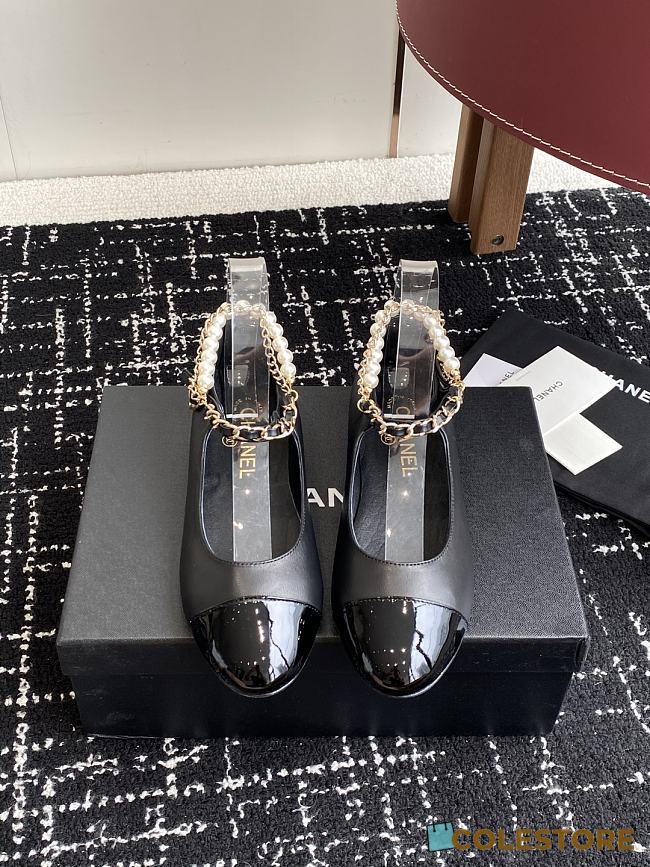 Colestore Chanel Mary Janes Lambskin, Patent Calfskin, Imitation Pearls & Metal Black - 1