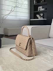 Colestore Chanel Caviar Quilted Coco Handle Flap Beige 18x29x12cm - 5