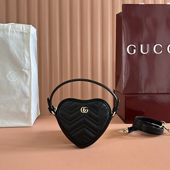 Colestore Gucci Heart-Shaped GG Marmont Mini Bag in Black 13.5x11.5x2.5cm