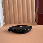 Colestore Gucci Heart-Shaped GG Marmont Mini Bag in Black 13.5x11.5x2.5cm - 5