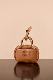 Colestore Miu Miu Beau Leather Micro-Bag Cognac 11x7x4cm - 1