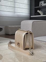 Colestore Chanel Le Boy 25 Metallic Beige/Gold Chevron Quilted Bag 15x25x9cm - 5