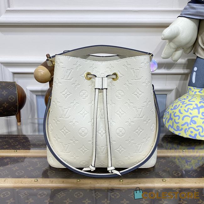 Colestore Louis Vuitton NéoNoé MM Monogram Empreinte White 26x17.5x26cm - 1