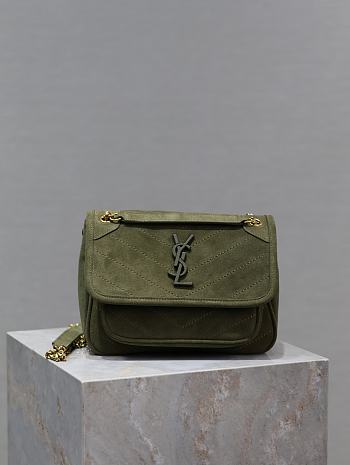 Colestore YSL Saint Laurent Niki Quilted Suede Shoulder Bag Green 22×16.5×12cm