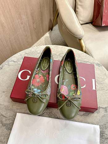 Colestore Gucci Women's Printed Ballet Flat in Dark Green Canvas 