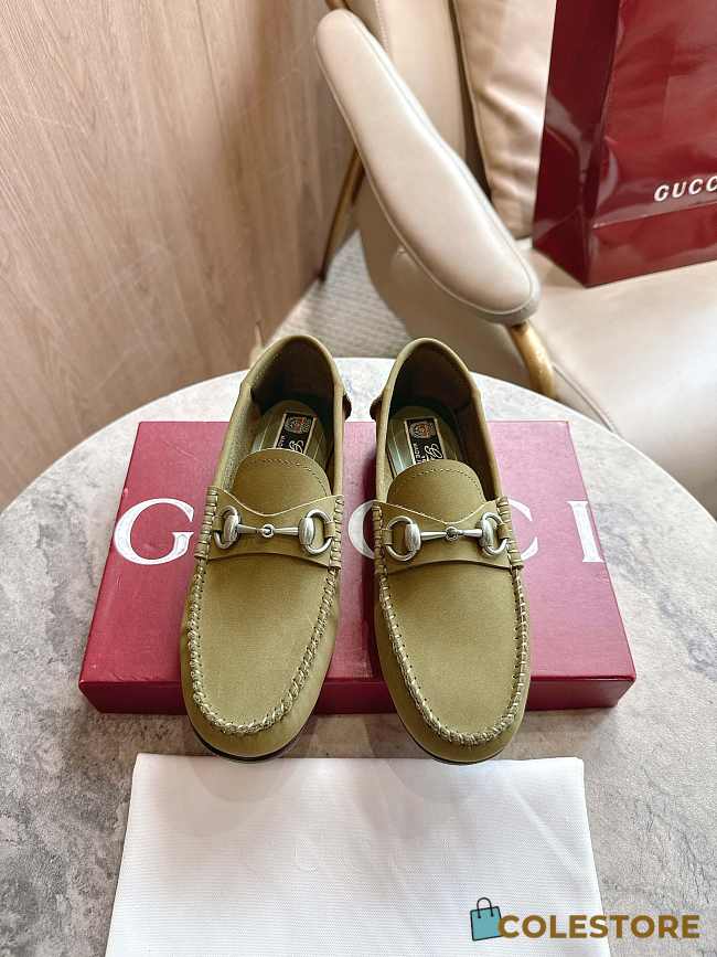Colestore Gucci Women's Gigi Loafer in Green Suede - 1
