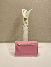 Colestore Prada Black Saffiano Triang Leather Envelope Chain Clutch Pink 20x11.5cm - 3