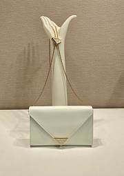 Colestore Prada Black Saffiano Triang Leather Envelope Chain Clutch White 20x11.5cm - 1
