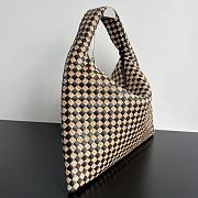 Colestore Bottega Veneta Intrecciato Hobo w/ Tags Neutrals 54x24x13cm - 4