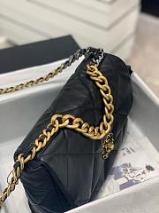 Colestore Chanel 19 Black Lambskin 2025 Chip 20x30x10cm - 3