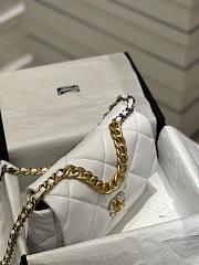 Colestore Chanel 19 White Lambskin 2025 Chip 20x30x10cm - 3